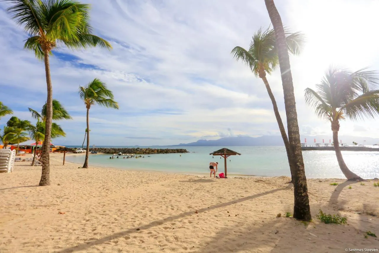 Studio Chic Avec Son Acces Plage Et Sans Coupure D'Eau Le Gosier  Apartmán