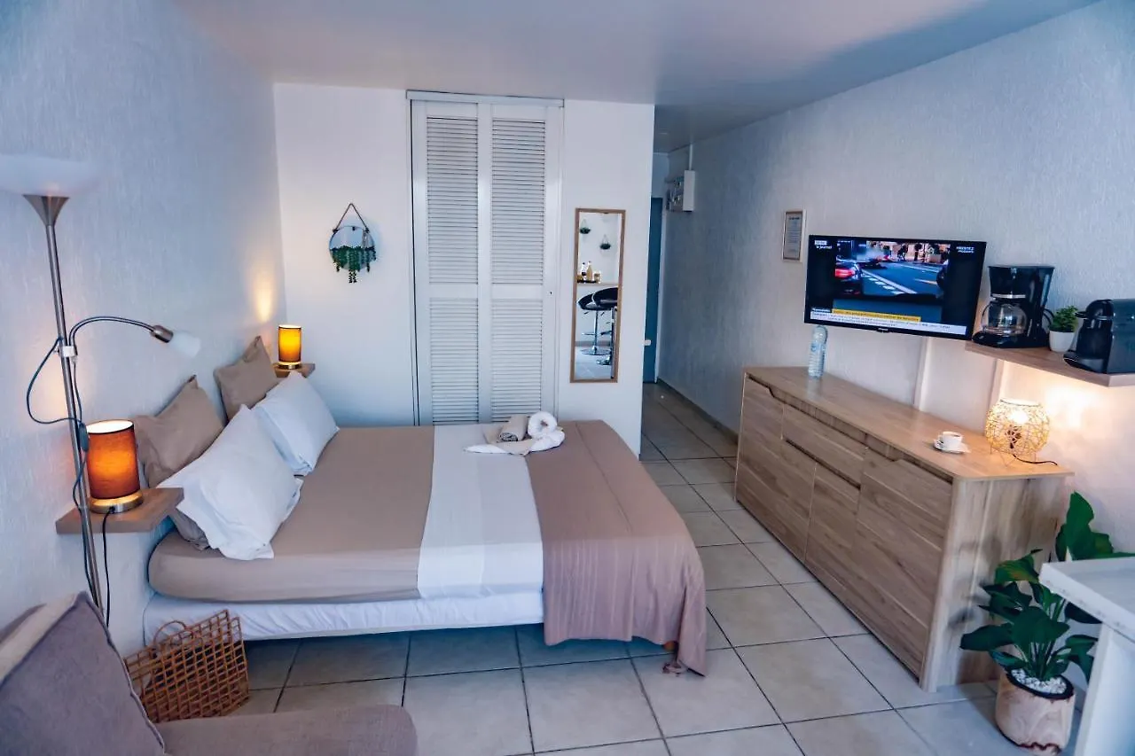 Apartment Studio Chic Avec Son Acces Plage Et Sans Coupure D'Eau Le Gosier