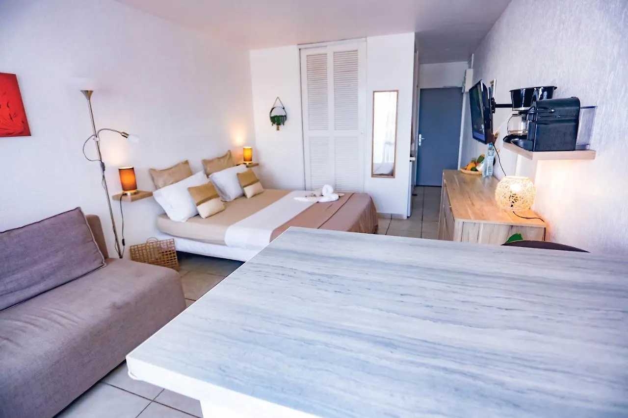 Apartment Studio Chic Avec Son Acces Plage Et Sans Coupure D'Eau Le Gosier