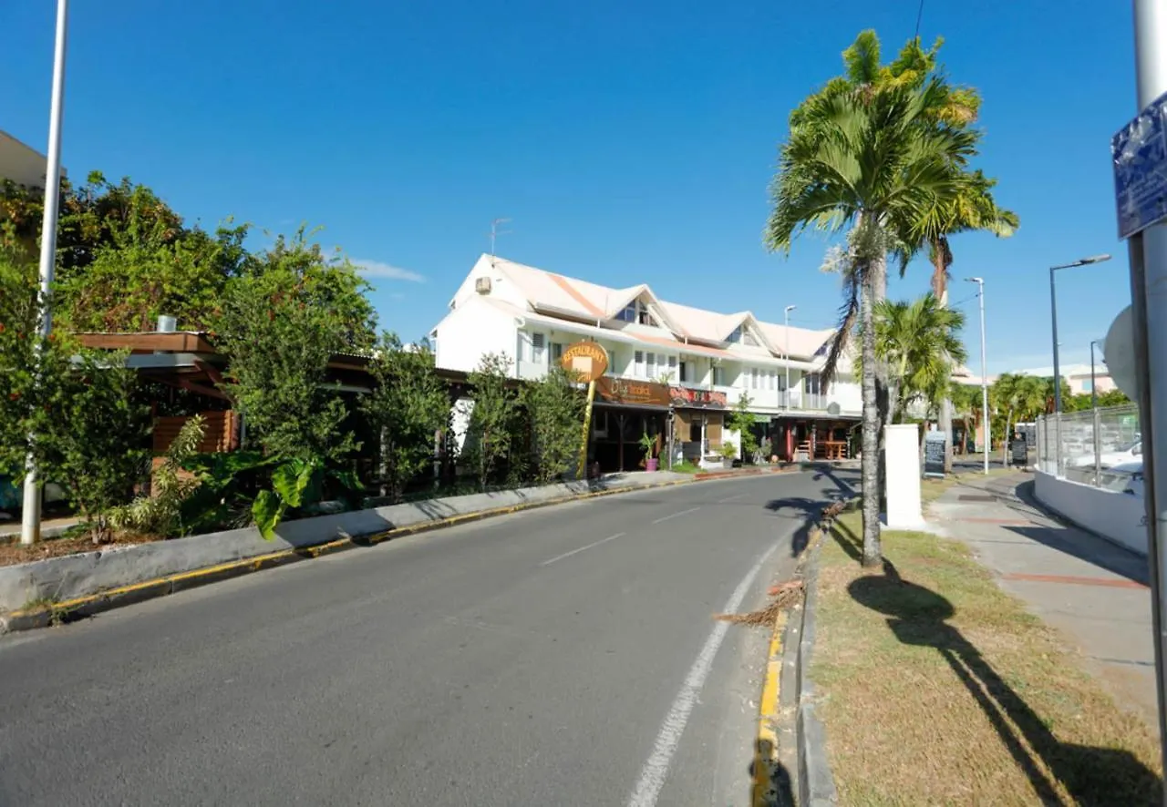 Studio Chic Avec Son Acces Plage Et Sans Coupure D'Eau Le Gosier  Guadeloupe
