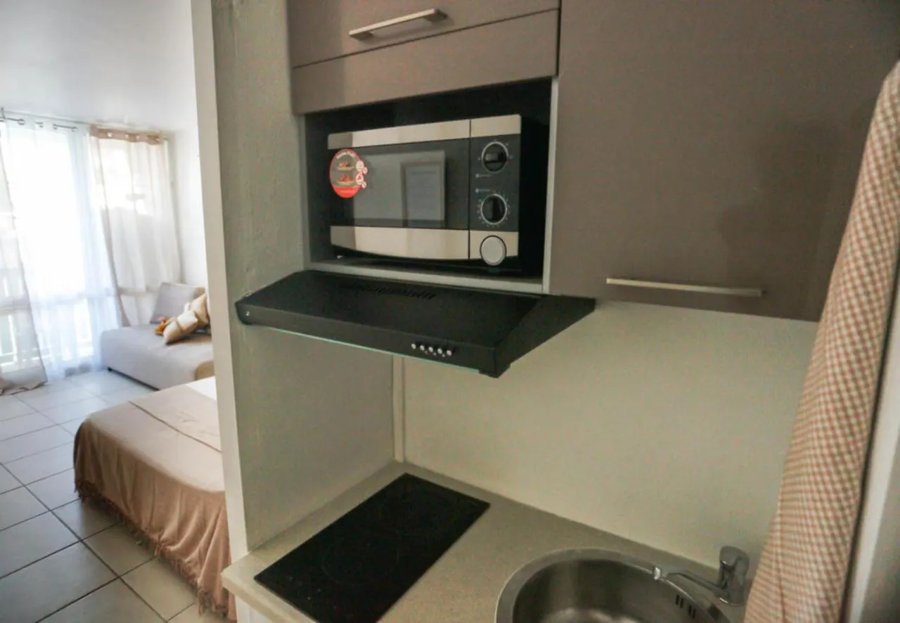 Studio Chic Avec Son Acces Plage Et Sans Coupure D'Eau Le Gosier