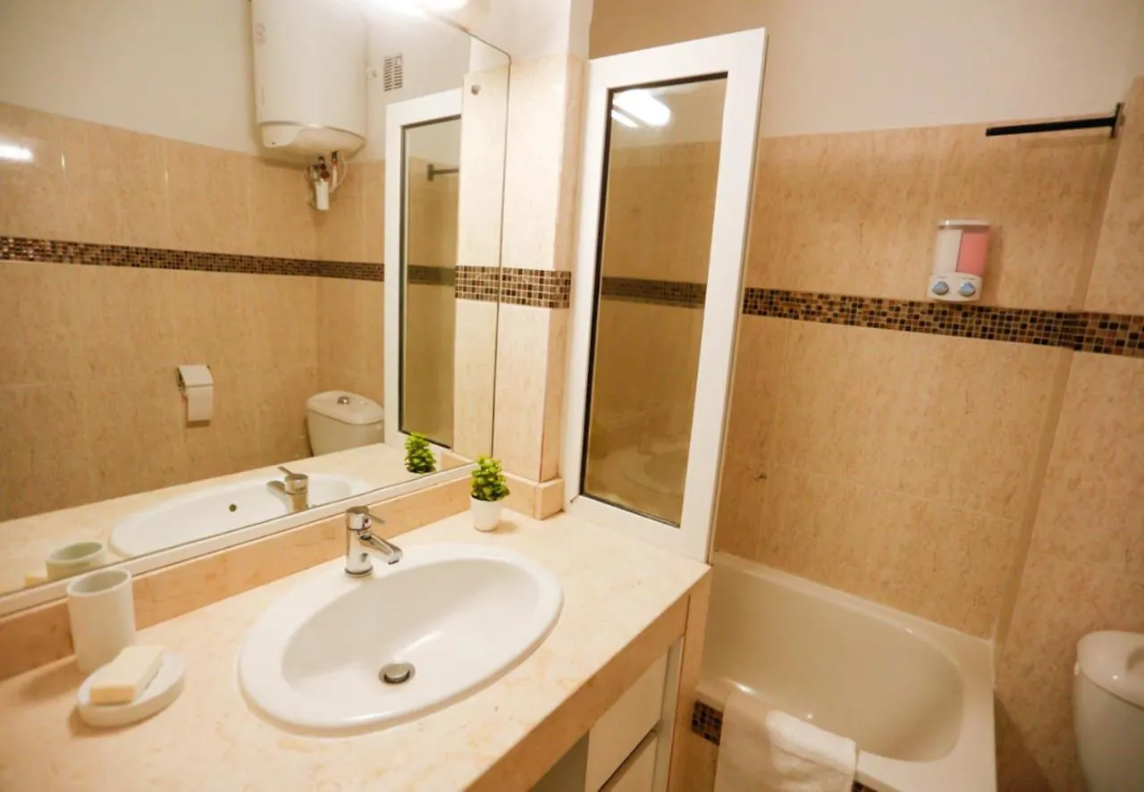Studio Chic Avec Son Acces Plage Et Sans Coupure D'Eau Le Gosier  Apartment